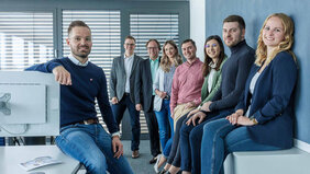 Gruppenbild von Mitarbeitenden der Firma Prodinger